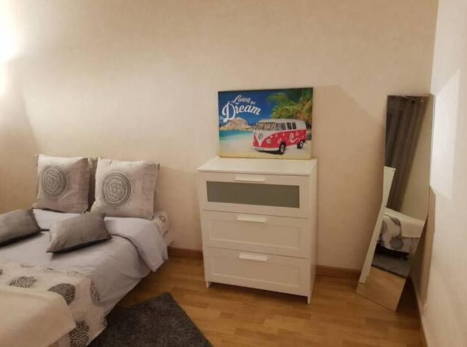 Le Rouennais Et Son Parking Prive Apartment Екстериор снимка